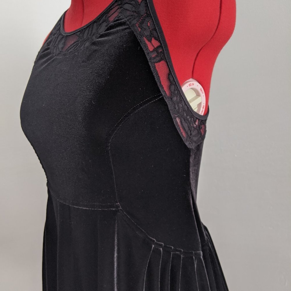 Velvet and Lace Black Nightshade Mini Dress SP - Picture 16 of 16